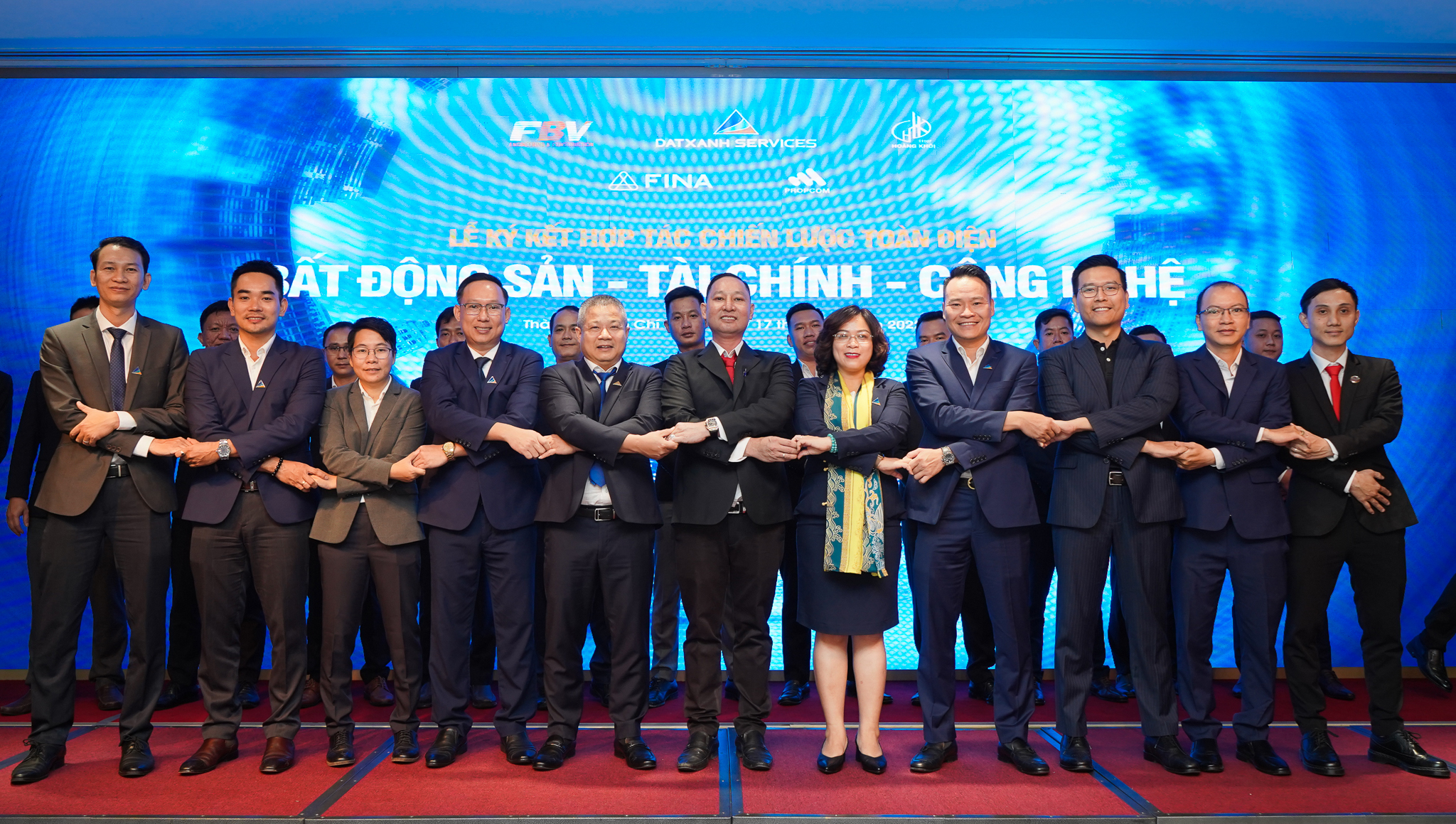 Dat Xanh Services ký kết hợp tác chiến lược toàn diện Bất động sản – Công nghệ - Tài chính với Hoàng Khôi Group