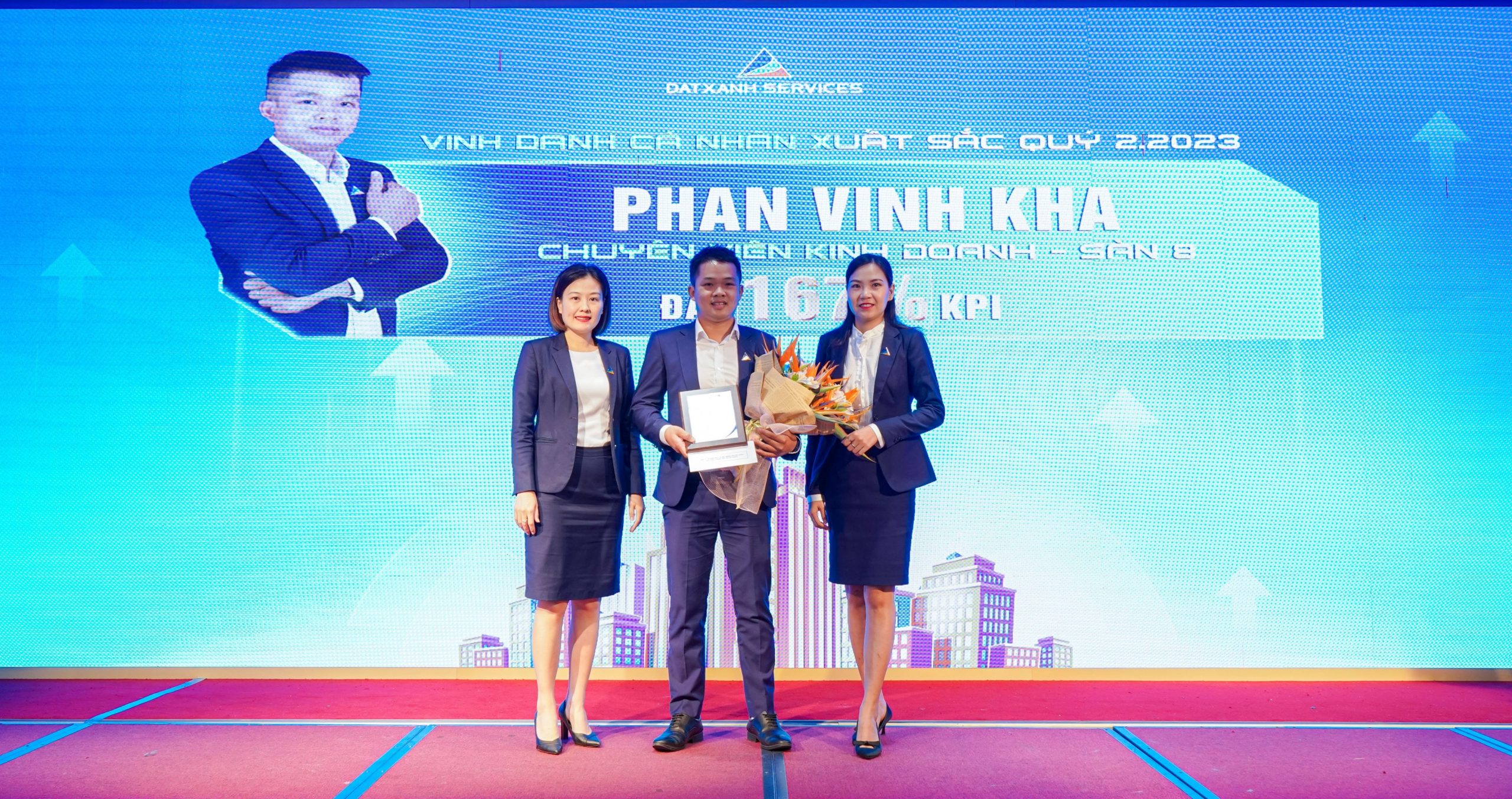 Anh Phan Vinh Kha - Chuyên viên Kinh doanh Sàn 8 đã đạt danh hiệu Cá nhân xuất sắc Quý II năm 2023 với 167% KPI.
