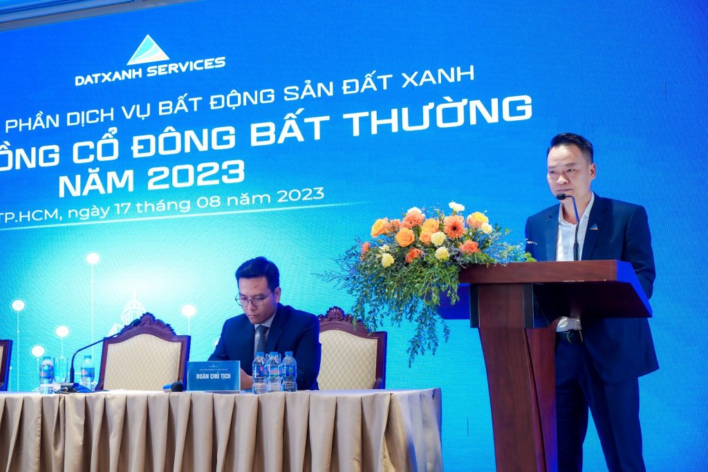 Chủ tịch HĐQT Ông Nguyễn Trường Sơn phát biểu tại đại hội.