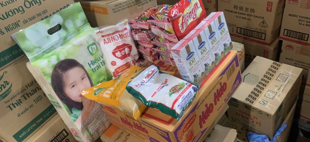 ĐẤT XANH ỦNG HỘ GẦN 200 PHẦN NHU YẾU PHẨM-3