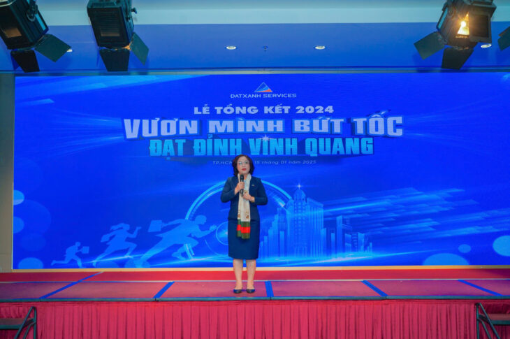 LỄ TỔNG KẾT DAT XANH SERVICES NĂM 2024: “VƯƠN MÌNH BỨT TỐC – ĐẠT ĐỈNH VINH QUANG”