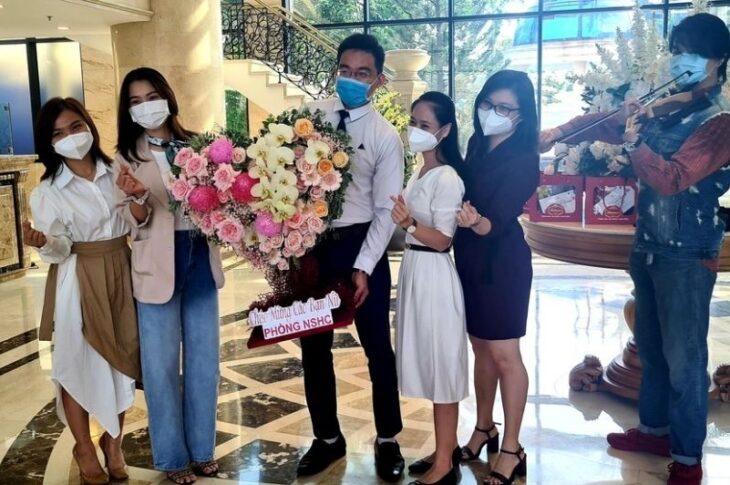 Phái đẹp Đất Xanh tỏa sáng rạng ngời mừng 20/10