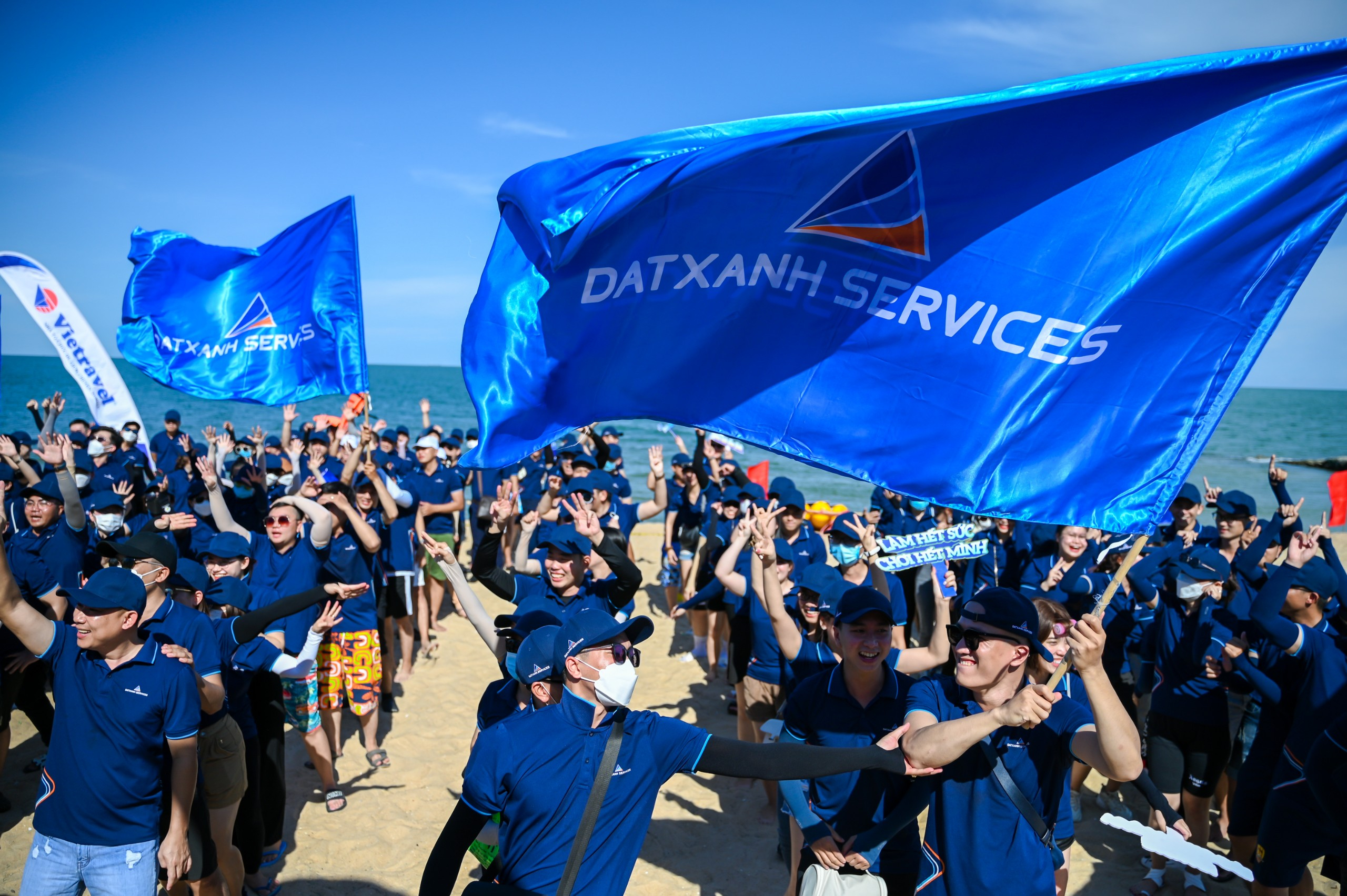 Dat Xanh Services không ngừng kiến tạo môi trường làm việc hạnh phúc, chuyên nghiệp.