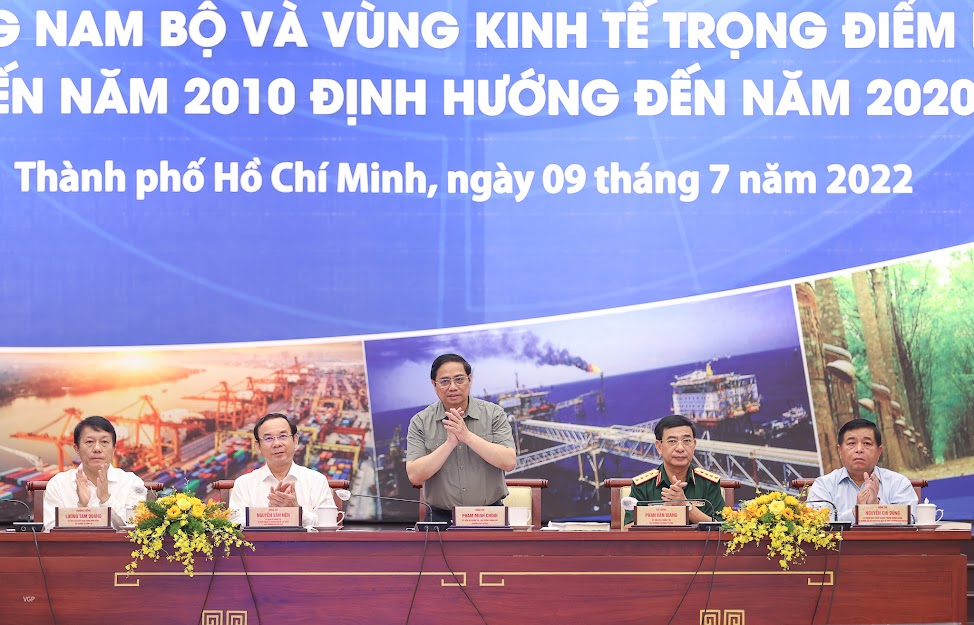 Hội nghị tổng kết 15 năm thực hiện Nghị quyết về phát triển kinh tế – xã hội và bảo đảm quốc phòng, an ninh Vùng Đông Nam Bộ và Vùng Kinh tế trọng điểm phía Nam