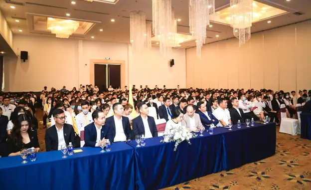 [Bình Dương] Đất Xanh Miền Nam – thành viên Dat Xanh Services ký kết hợp tác chiến lược phân phối và ra quân dự án Sky Đông Sài Gòn