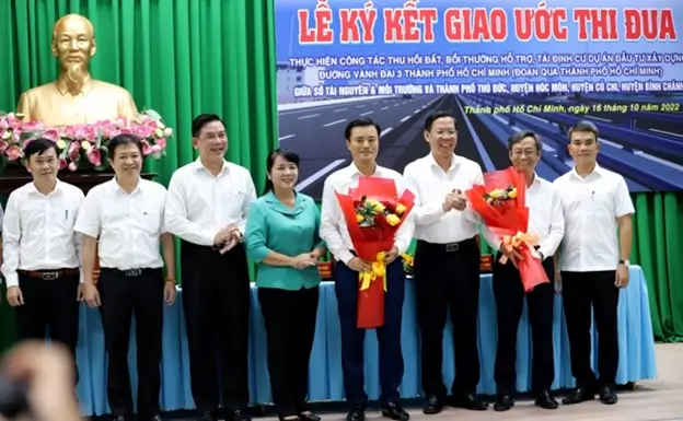 TP.HCM yêu cầu đảm bảo tiến độ giải phóng mặt bằng dự án đường Vành đai 3