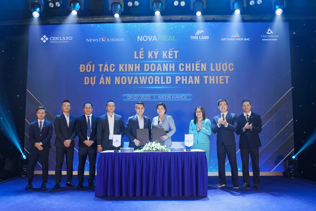 Tập đoàn Novaland và Đất Xanh Miền Bắc – thành viên Dat Xanh Services ký kết hợp tác chiến lược