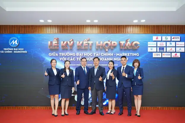 Dat Xanh Services cùng Đại học Tài chính – Marketing ký kết hợp tác đào tạo