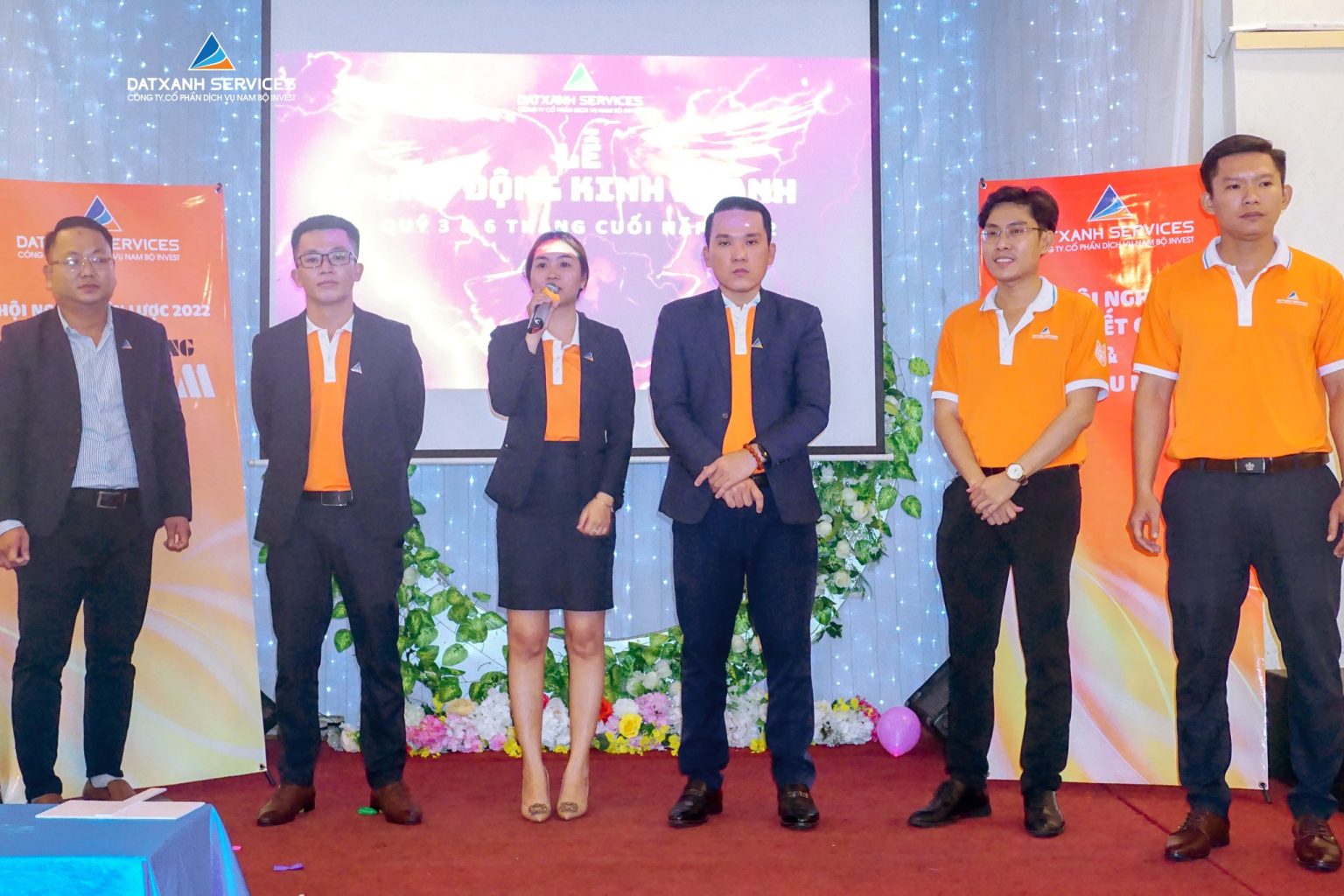 Hình ảnh phát biểu phương châm của Nam Bộ Invest