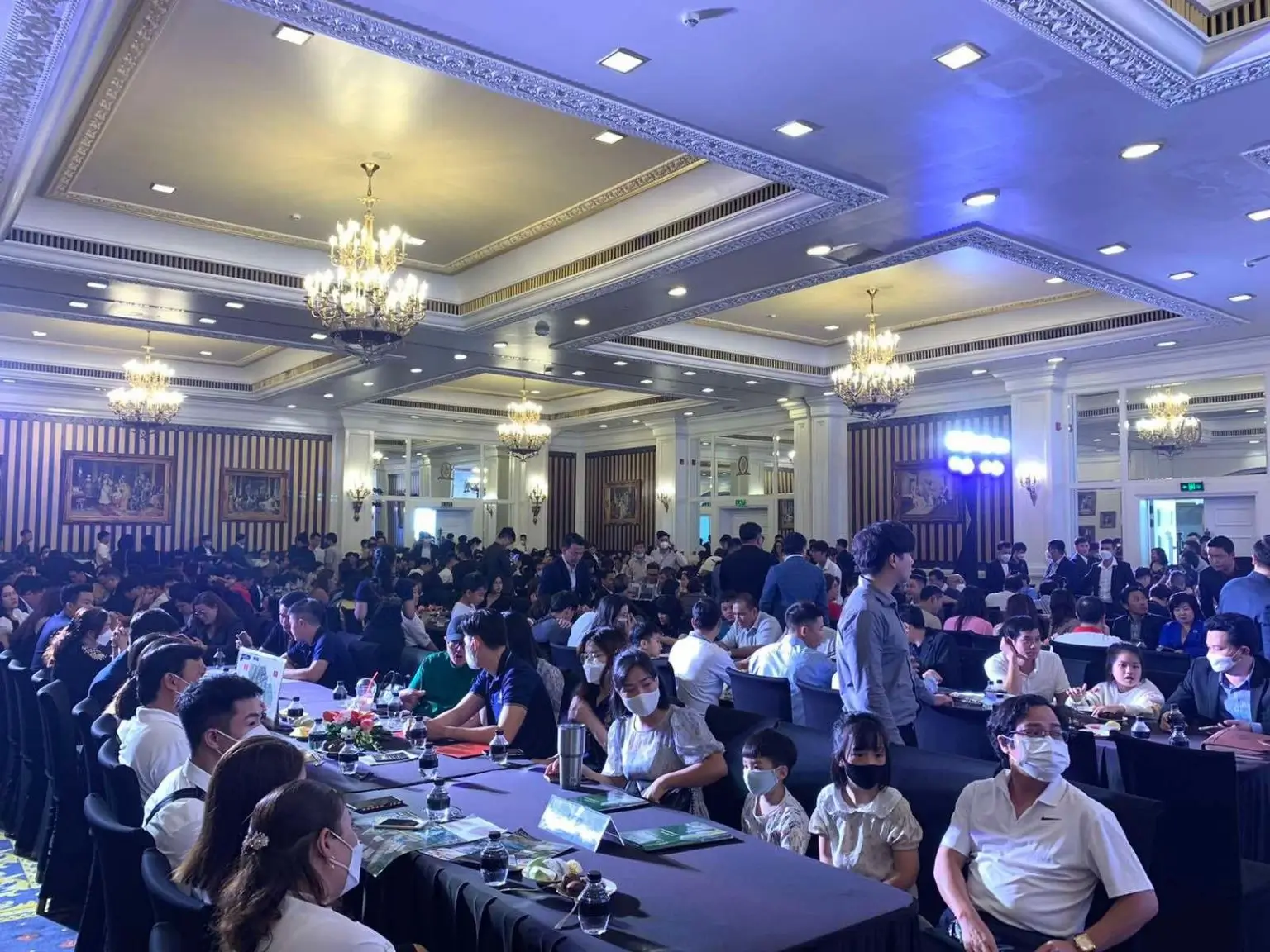 Đông đảo khách hàng quan tâm dự án thuộc đại đô thị Vinhomes Grand Park