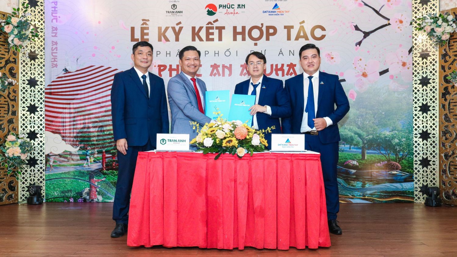 BĐS Nam miền Tây – Đất Xanh Miền Tây – thành viên Dat Xanh Services cùng Tập đoàn Trần Anh Group ký kết hợp tác chiến lược phân phối dự án Phúc An Asuka