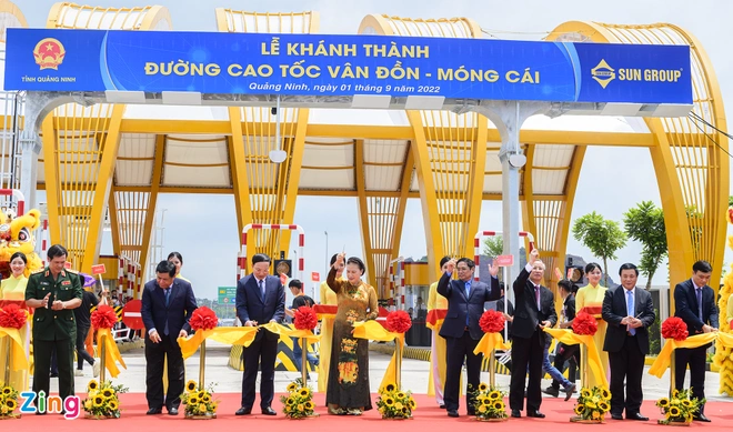 [Quảng Ninh] Chính thức đưa vào khai thác Cao tốc Vân Đồn – Móng Cái