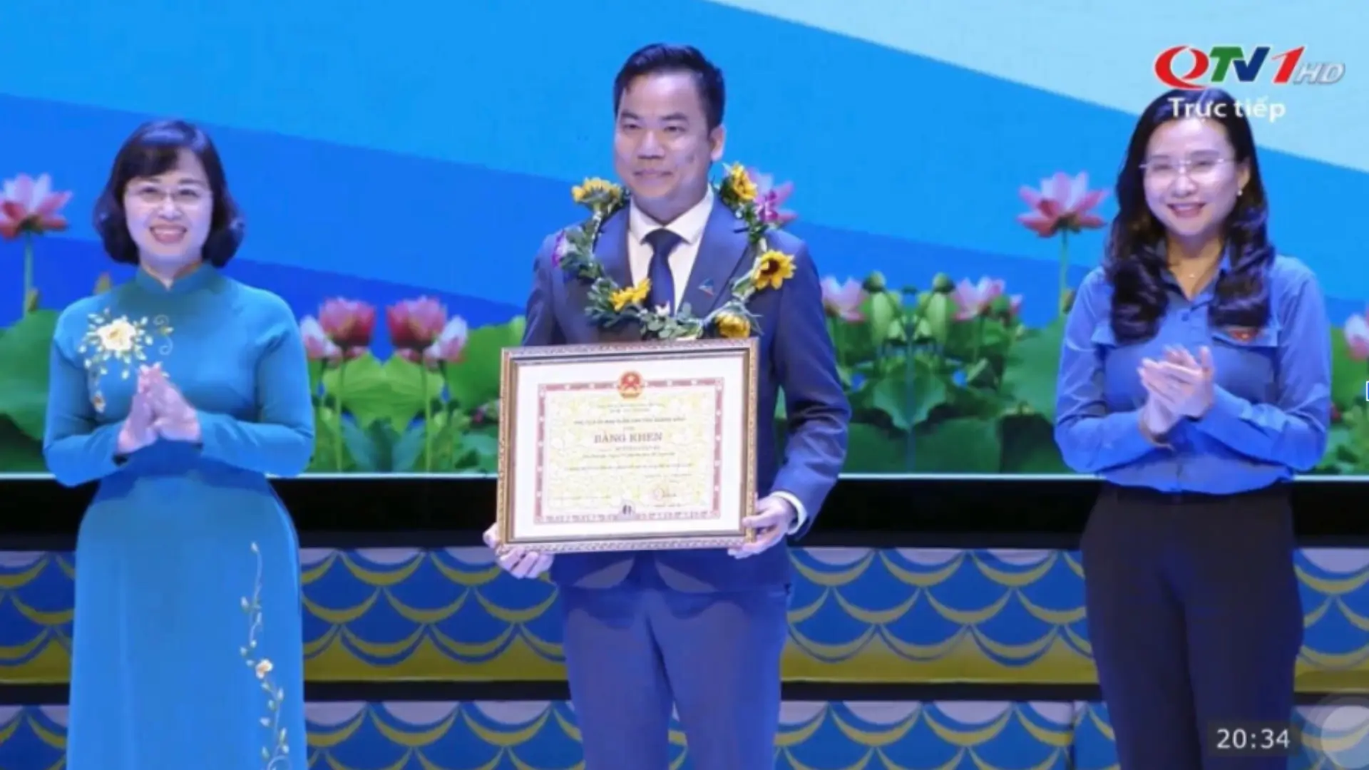 TGĐ Nguyễn Văn Văn đạt danh gương mặt trẻ tiêu biểu có thành tích xuất sắc trong lĩnh vực kinh doanh