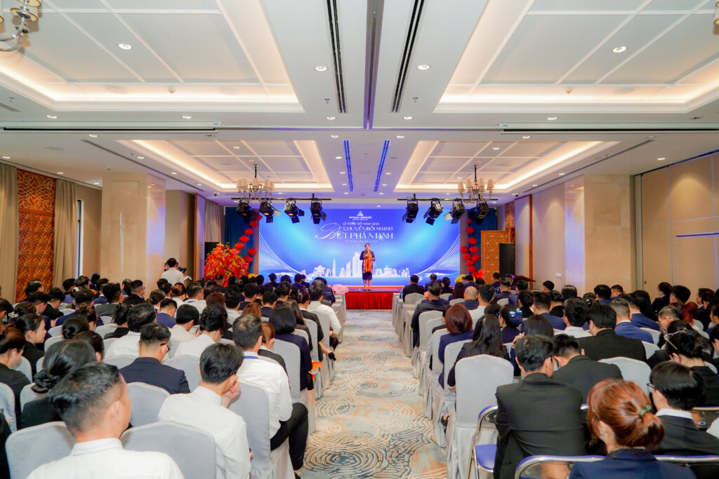 Bà Phạm Thị Nguyên Thanh – Phó Chủ tịch DXS chia sẻ định hướng năm 2026, nhấn mạnh tinh thần đồng lòng thực thi, đổi mới và tăng tốc thích ứng thị trường