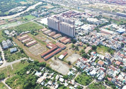 Nhà xưởng phải di dời – Quỹ đất cũ nên làm gì để tạo giá trị lớn hơn?